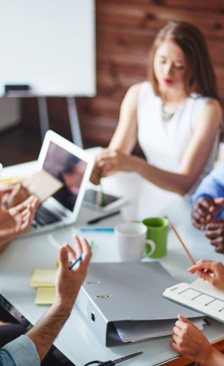 Formation continue, stage, entreprise, université